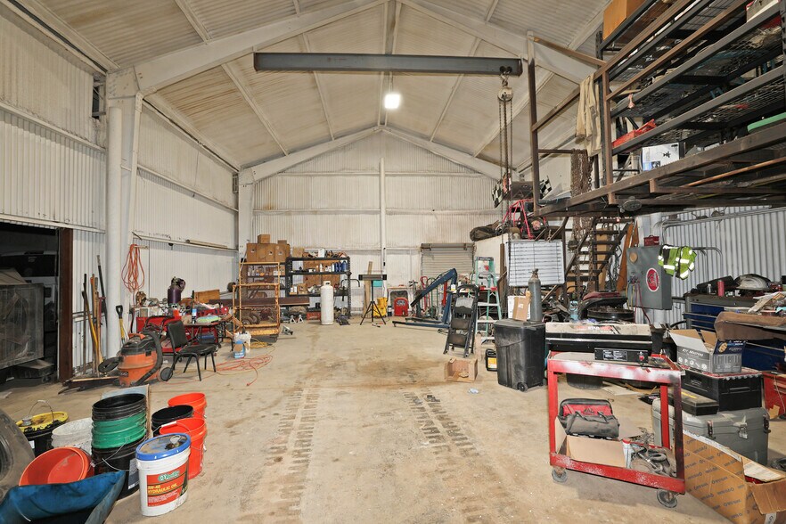 More Photos Of 3101 Givens Ave, Amarillo Warehouse For Sale