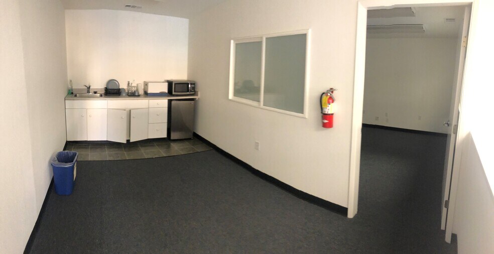 More Photos Of 2930 Shattuck Ave, Berkeley Office For Lease