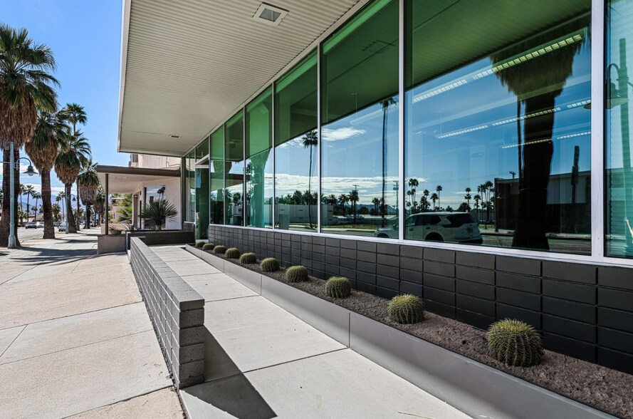 More Photos Of 1081-1091 N Palm Canyon Dr, Palm Springs Office Residential For Lease