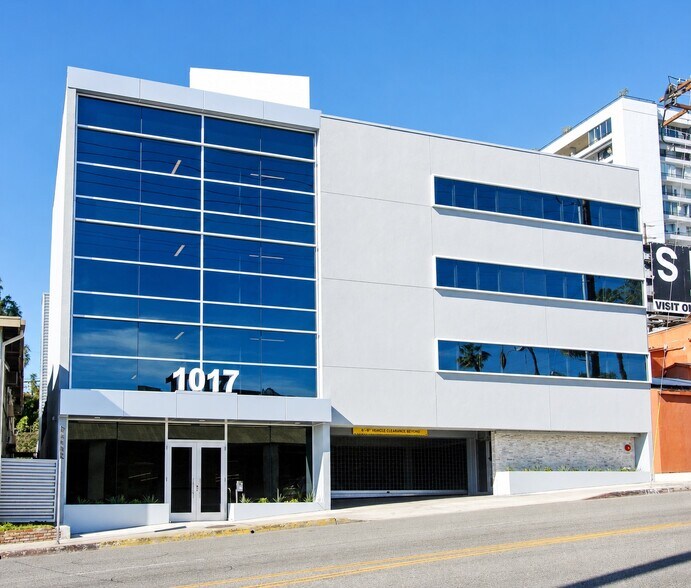 More Photos Of 1017 N La Cienega Blvd, West Hollywood Loft Creative Space For Lease