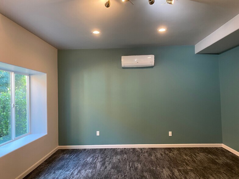 More Photos Of 3201-3215 Macarthur Blvd, Oakland Medical For Sale