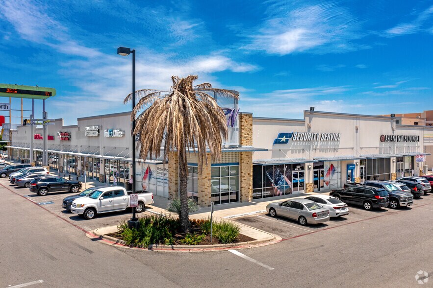 More Photos Of NW Loop 410 @ Blanco Rd, San Antonio Unknown For Lease