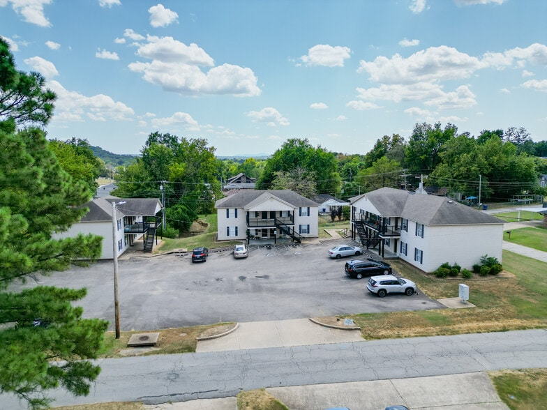 Primary Photo Of 1900 S Z St, Fort Smith Apartments For Sale