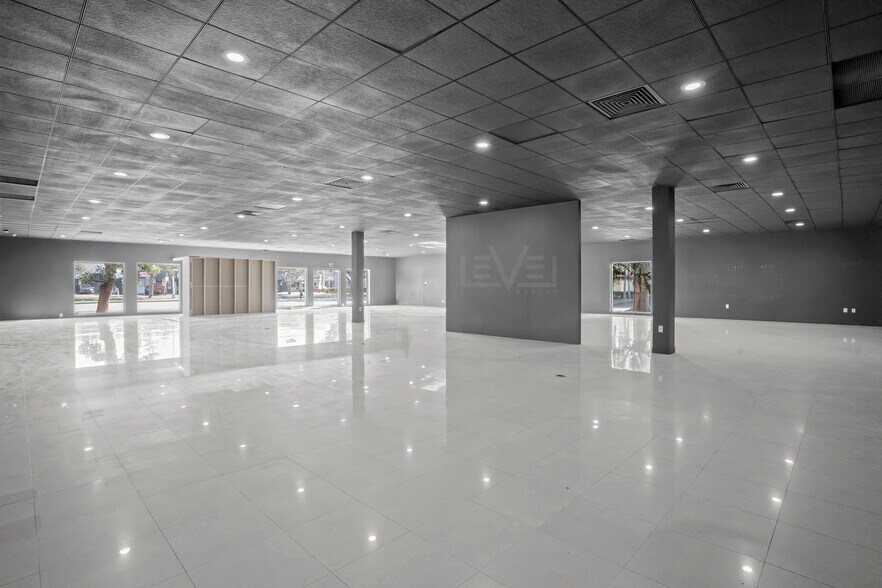 More Photos Of 5401 N Federal Hwy, Fort Lauderdale Freestanding For Sale