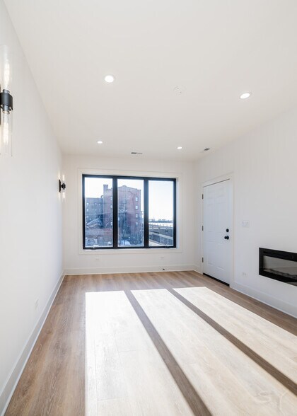 More Photos Of 2327 S Homan Ave, Chicago Apartments For Sale