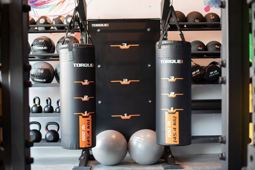 More Photos Of 25 Barbrick Ave SW, Concord Apartments For Lease