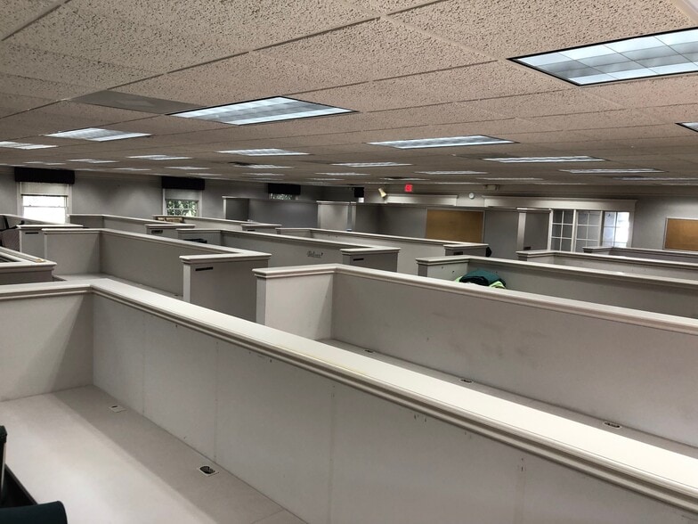 More Photos Of 4247 E 14 Mile Rd, Sterling Heights Medical For Sale