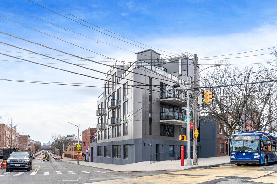 More Photos Of 12-20 Astoria Blvd, Astoria Apartments For Sale