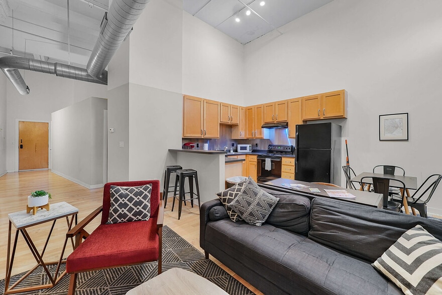 More Photos Of , Saint Louis Multifamily For Sale