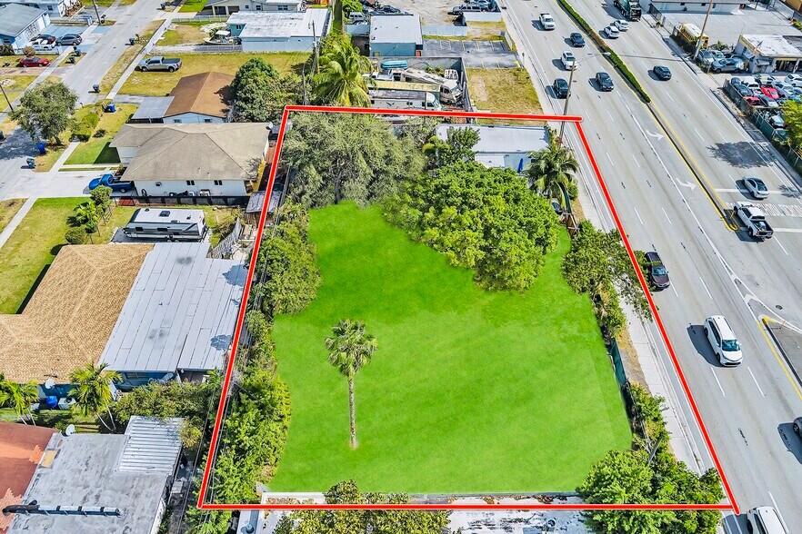 More Photos Of 5337-5401 Pembroke Rd, Hollywood Office Residential For Sale