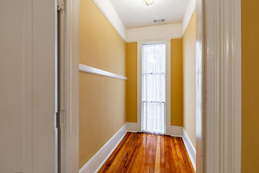 More Photos Of 892 Prince Ave, Athens Medical For Lease