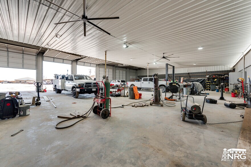 More Photos Of 4311 E County Road 45, Midland Manufacturing For Lease