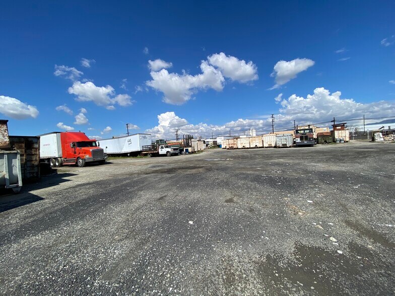 More Photos Of 1406 2nd St, Pomona Contractor Storage Yard For Sale