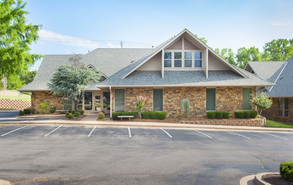 More Photos Of 3501 French Park Dr, Edmond Office For Lease