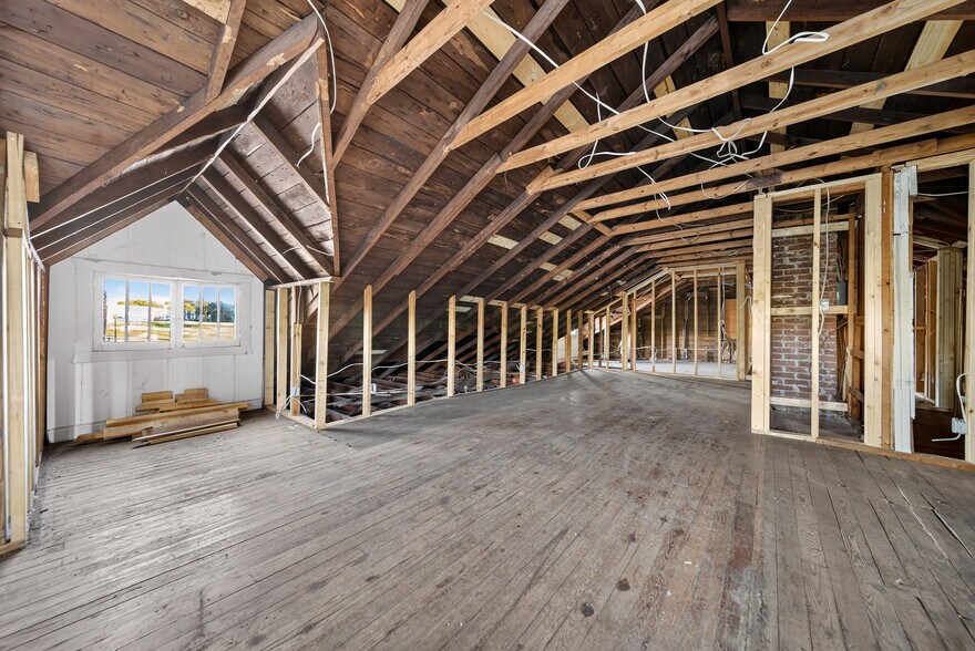 More Photos Of 2819 Gallatin Pike, Nashville Freestanding For Lease