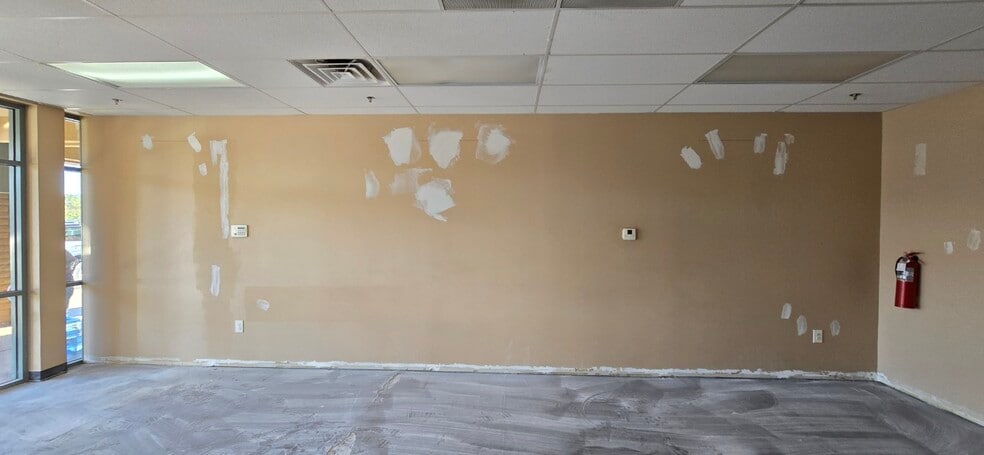 More Photos Of 1200-1260 Gail Gardner Way, Prescott General Retail For Lease