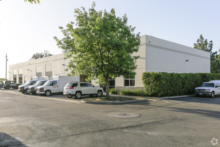 More Photos Of 905 Cotting Ln, Vacaville Industrial For Sale