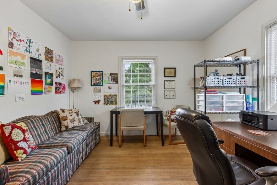 More Photos Of 399 W Main St, Greenwood Office For Sale