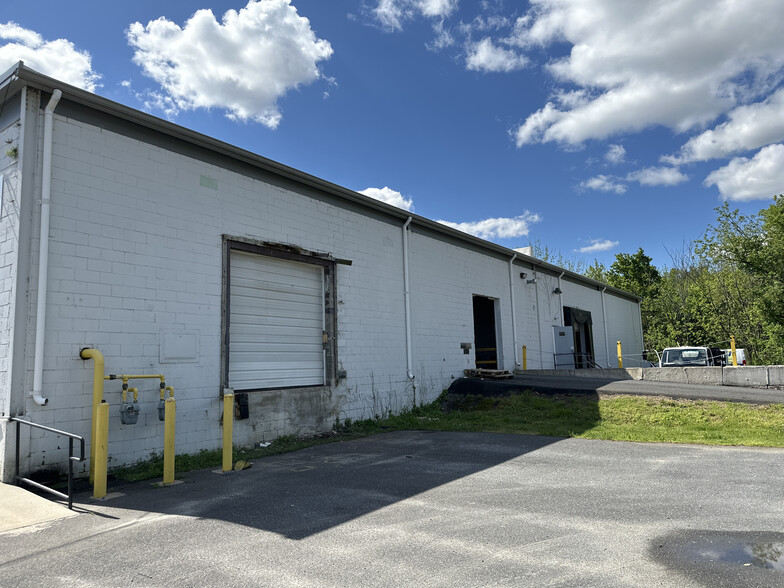 Primary Photo Of 858 N Lenola Rd, Moorestown Manufacturing For Lease