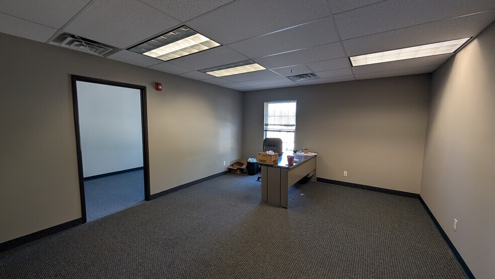 More Photos Of 7 Industrial Rd, Pequannock Office For Sale