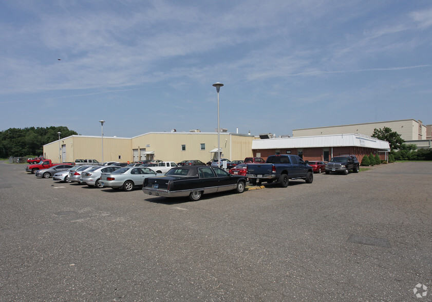 Primary Photo Of 186 Adams St, Manchester Manufacturing For Lease