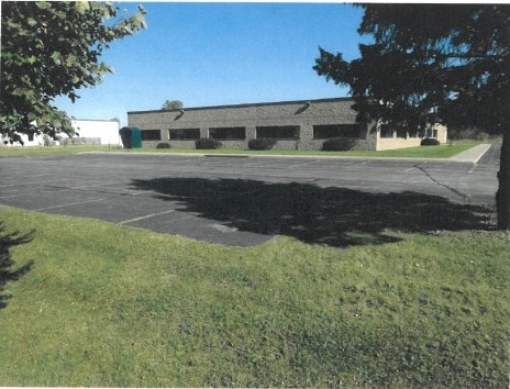 Primary Photo Of 1133 Corporate Dr, Farmington Medical For Lease