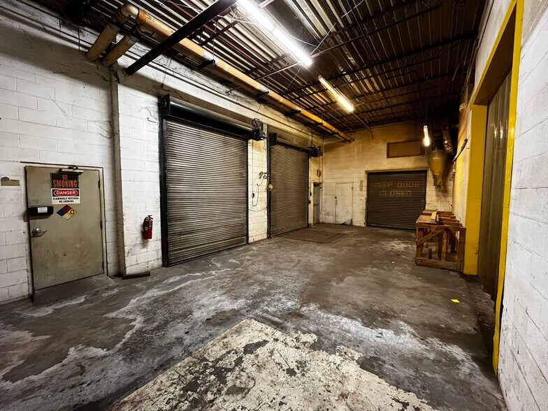 More Photos Of 2201 S Rosedale Ave, Tulsa Manufacturing For Sale