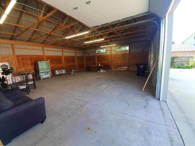 More Photos Of 109 Chandler St, Buffalo Storefront Retail Office For Sale