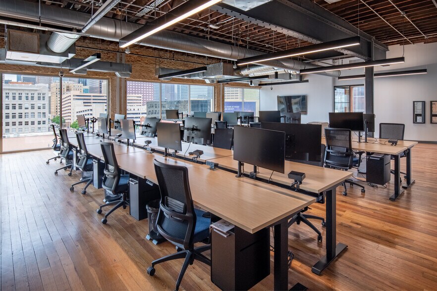 More Photos Of 2200 Main St, Dallas Loft Creative Space For Lease