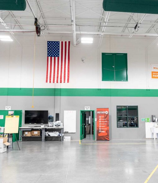 More Photos Of 301 S Main St, Salisbury Light Manufacturing For Lease