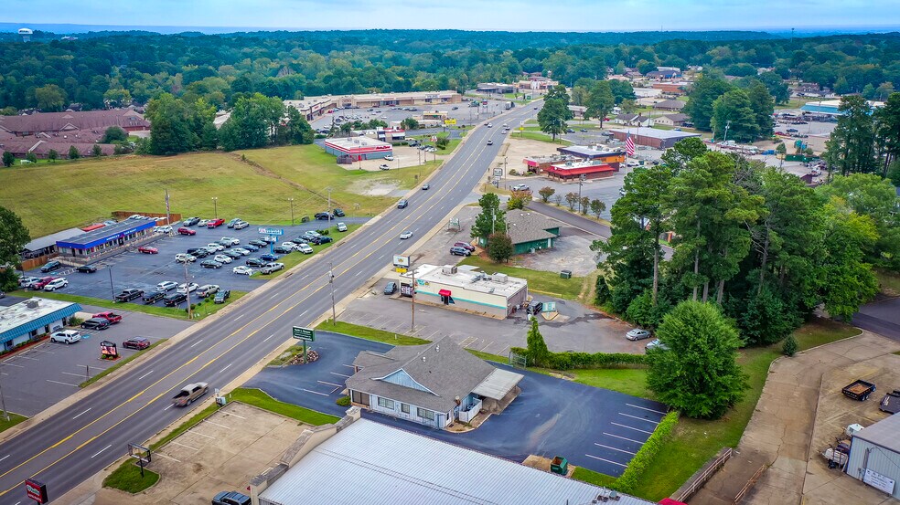 More Photos Of 2911 Pine St, Arkadelphia Medical For Sale