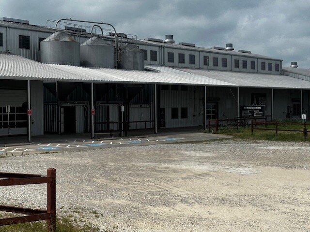 More Photos Of 5650 Matlock Rd, Granbury Industrial For Sale