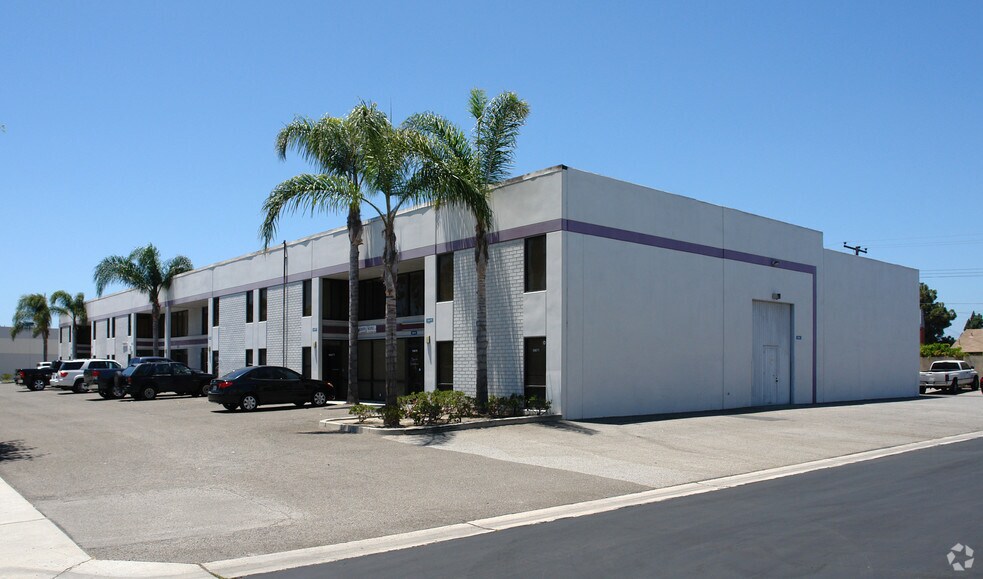 More Photos Of 15697-15701 Chemical Ln, Huntington Beach Light Manufacturing For Lease