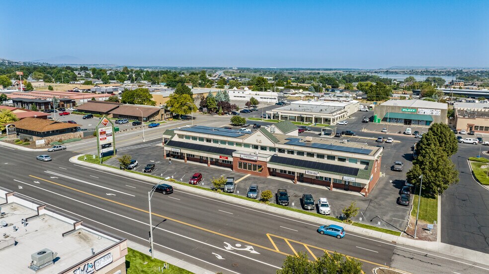 More Photos Of 8390 W Gage Blvd, Kennewick Office For Lease
