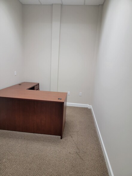 More Photos Of 11760 W Sample Rd, Coral Springs Office For Lease