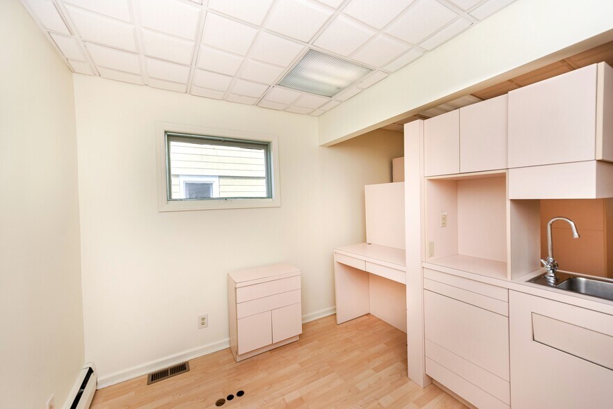 More Photos Of 128 Empire Blvd, Rochester Office Residential For Sale