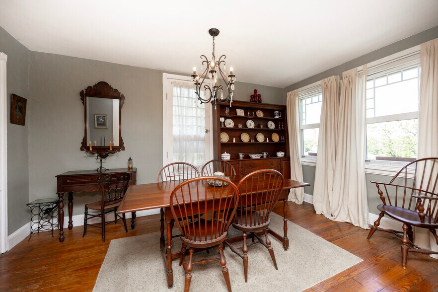 More Photos Of 234 Conestoga Rd, Wayne Specialty For Sale