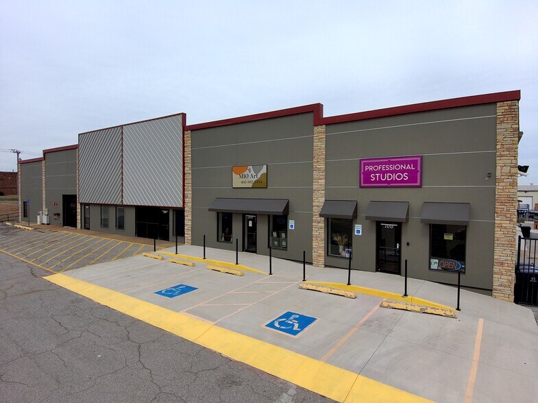 More Photos Of 8921 NW Expressway St, Oklahoma City Warehouse For Lease