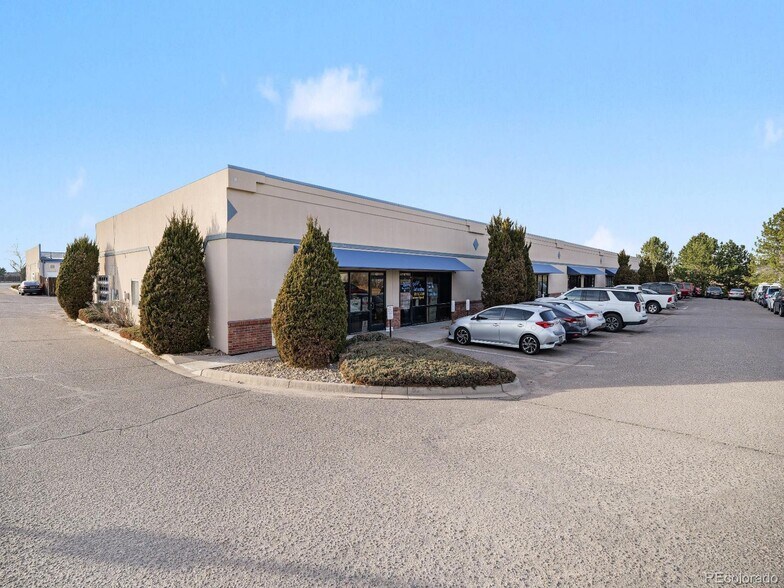 More Photos Of 410-428 Norfolk St, Aurora Light Manufacturing For Sale