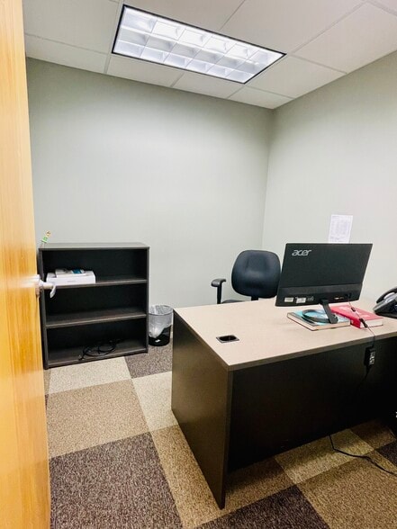 More Photos Of 5003 Southpark Dr, Durham Medical For Sale