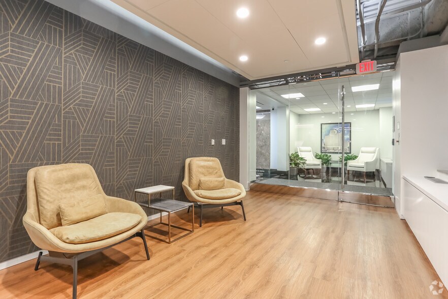 More Photos Of 1001 McKinney St, Houston Office Residential For Lease