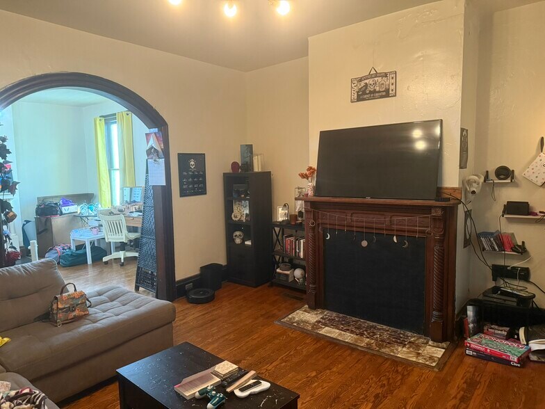 More Photos Of 903 Luttrell St, Knoxville Apartments For Sale