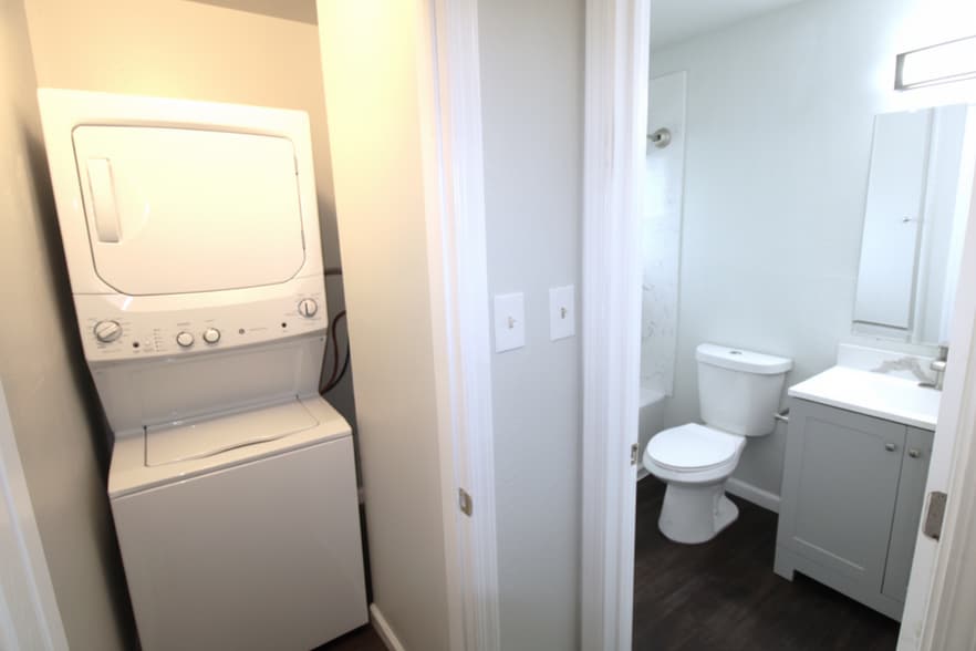 More Photos Of 3222 2nd Ave, Sacramento Apartments For Sale