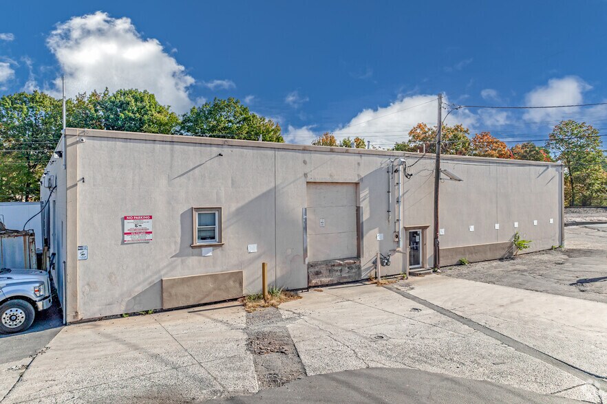 More Photos Of 310-316 Colfax Ave, Clifton Warehouse For Sale