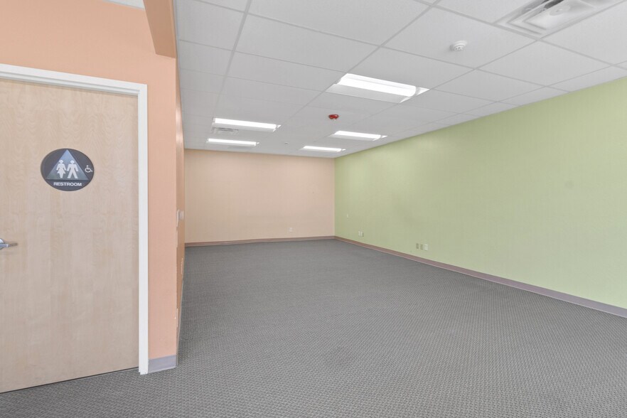 More Photos Of 1205-1247 S Park Victoria Dr, Milpitas Medical For Lease