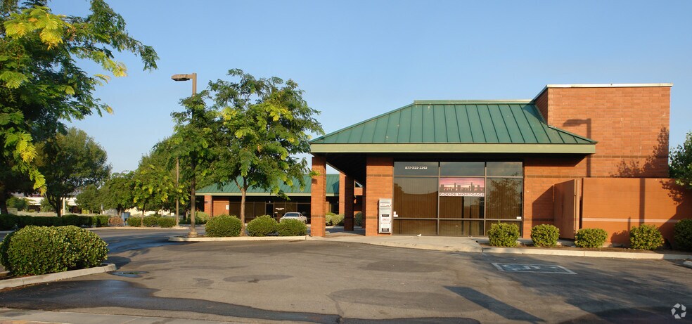 More Photos Of 1113 W Avenue M4, Palmdale Office For Lease