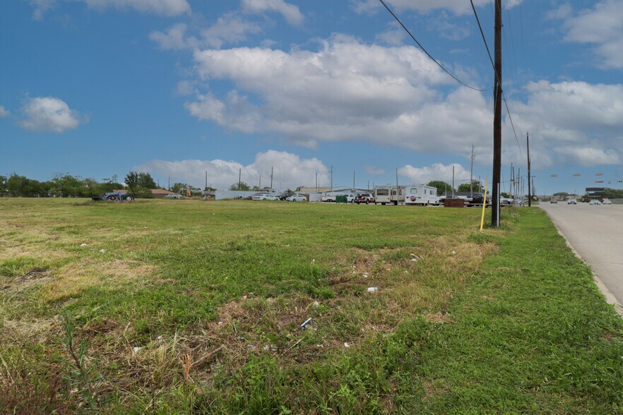 More Photos Of 6149 Spencer Hwy, Pasadena Land For Sale