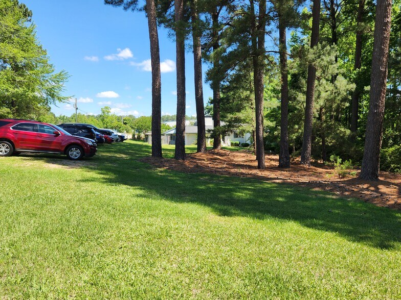 More Photos Of 721 E Gannon Ave, Zebulon Warehouse For Sale