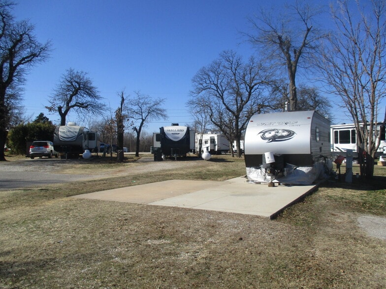 More Photos Of 8801 SE 29th St, Midwest City Trailer Camper Park For Sale