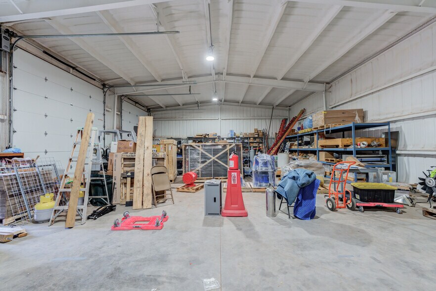 More Photos Of 2405 114th St, Lubbock Office For Sale